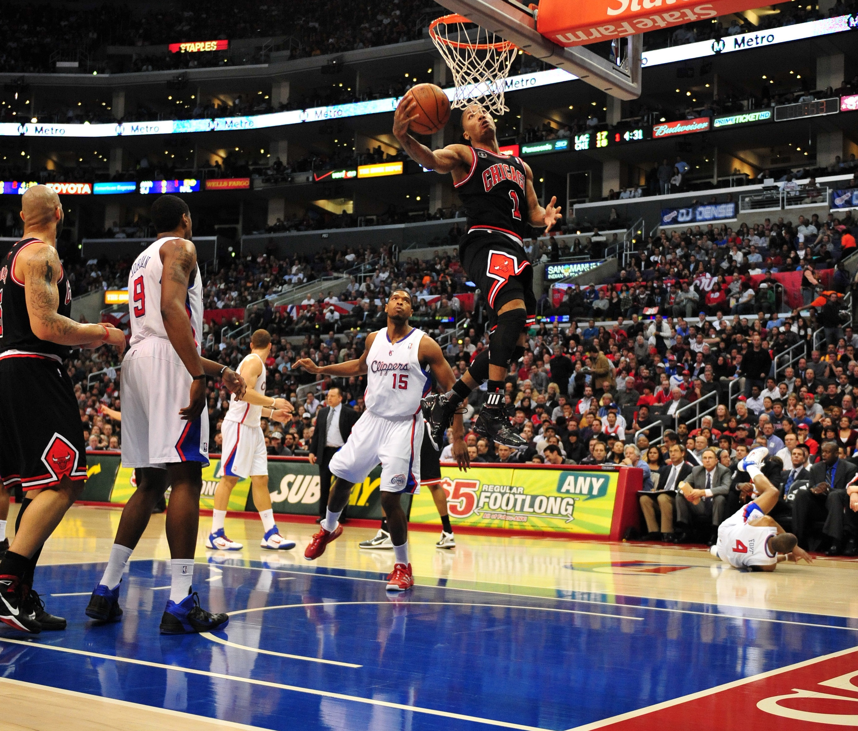 九游账号登录入口包含Ming连续五场比赛得分超过败北，公牛挑战极限！的词条